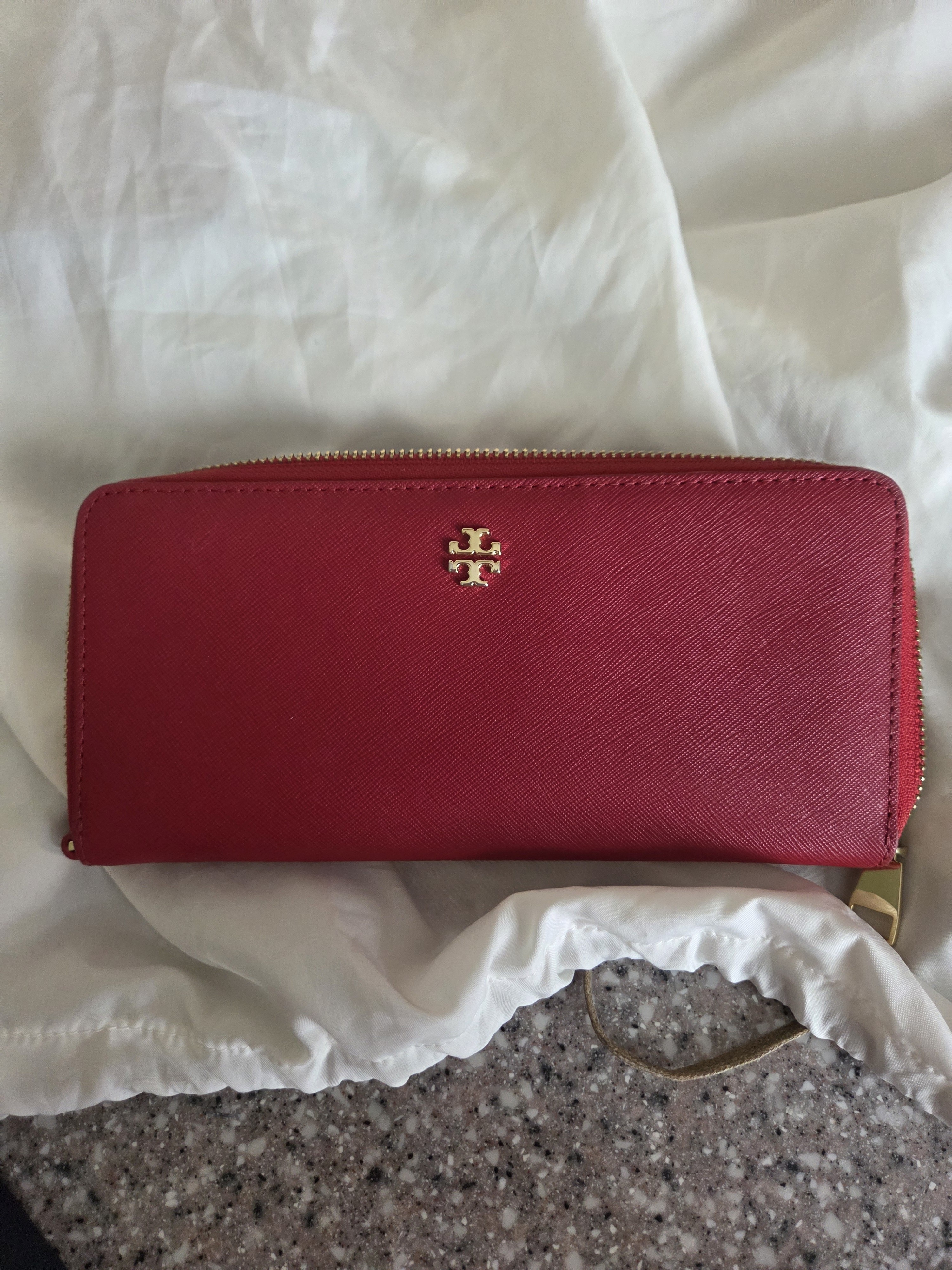 Tory Burch Red Saffiano Zip-Around Wallet With Gold Logo